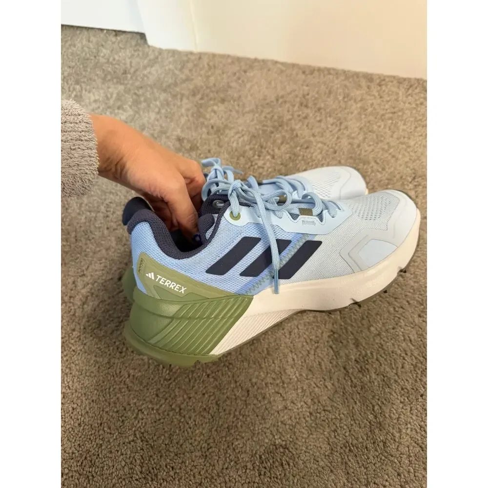 NWOT Adidas Terrex Women’s Outdoor Sneakers Size 6.5
